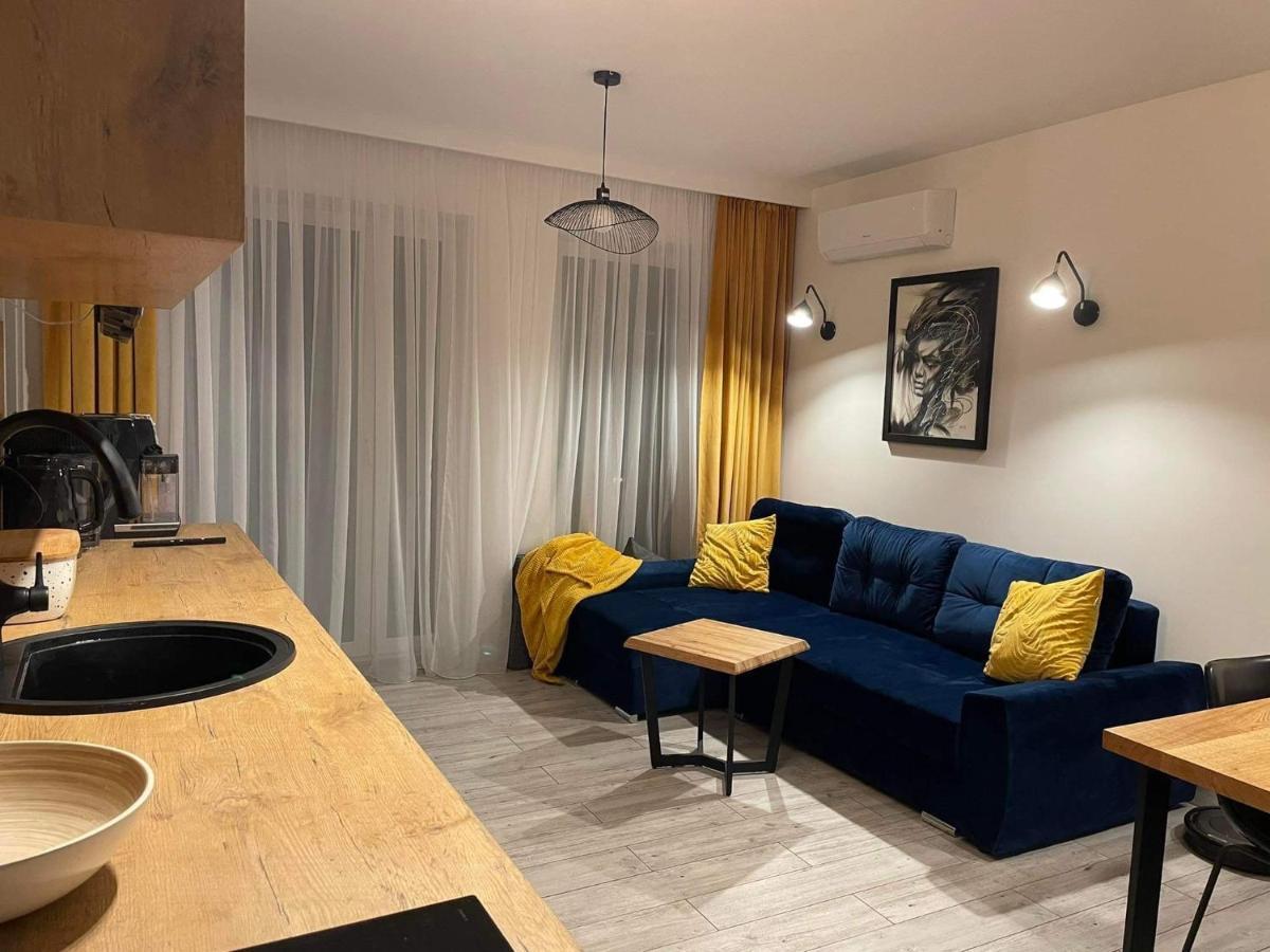 פוביירובו Livra Apartaments III מראה חיצוני תמונה